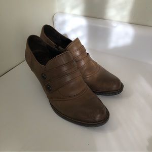 Born handcrafted leather womens shoes 7.5